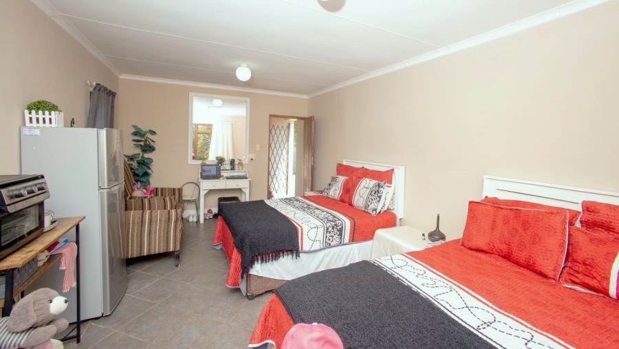 5 Bedroom Property for Sale in Nahoon Eastern Cape